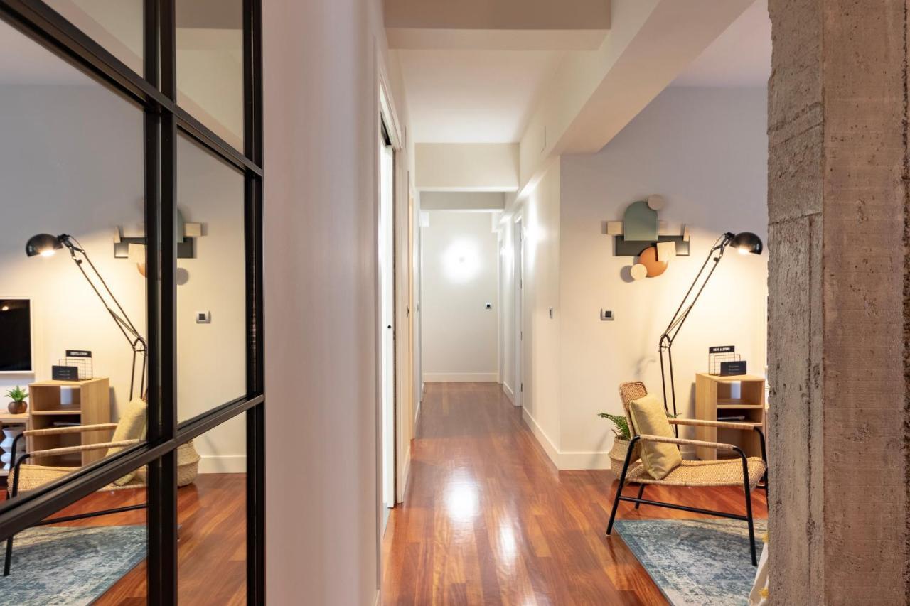 Gran Apartamento Con Estilo En El Centro De Bilbao Bilbau Exterior foto