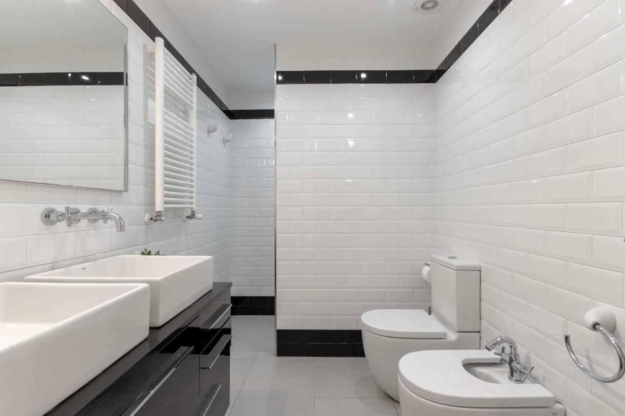 Gran Apartamento Con Estilo En El Centro De Bilbao Bilbau Exterior foto